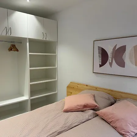 Apartmán Stilvolle Mit 2 Schlafzimmern